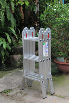 thang nhôm gấp 4 khúc nikita 3 bậc