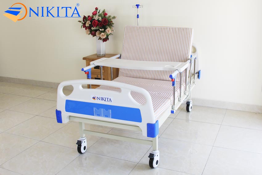 Giường bệnh viện bằng điện NIKITA DCN02M