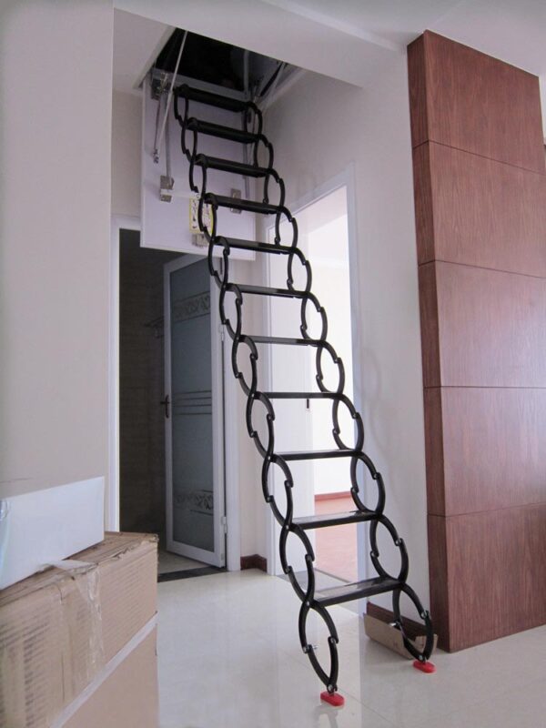 Thang gác xếp gác mái ốp trần Nikita