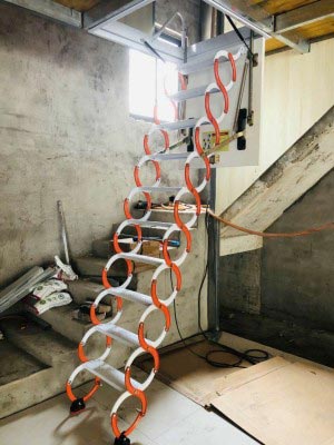 Thang gác xếp gác mái ốp trần Nikita