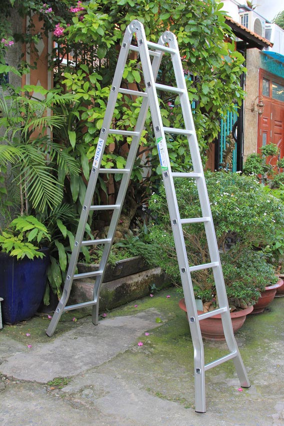 Thang nhôm chữ a 2m5 NIKITA A25 – Chất lượng tốt, linh hoạt, gọn nhẹ